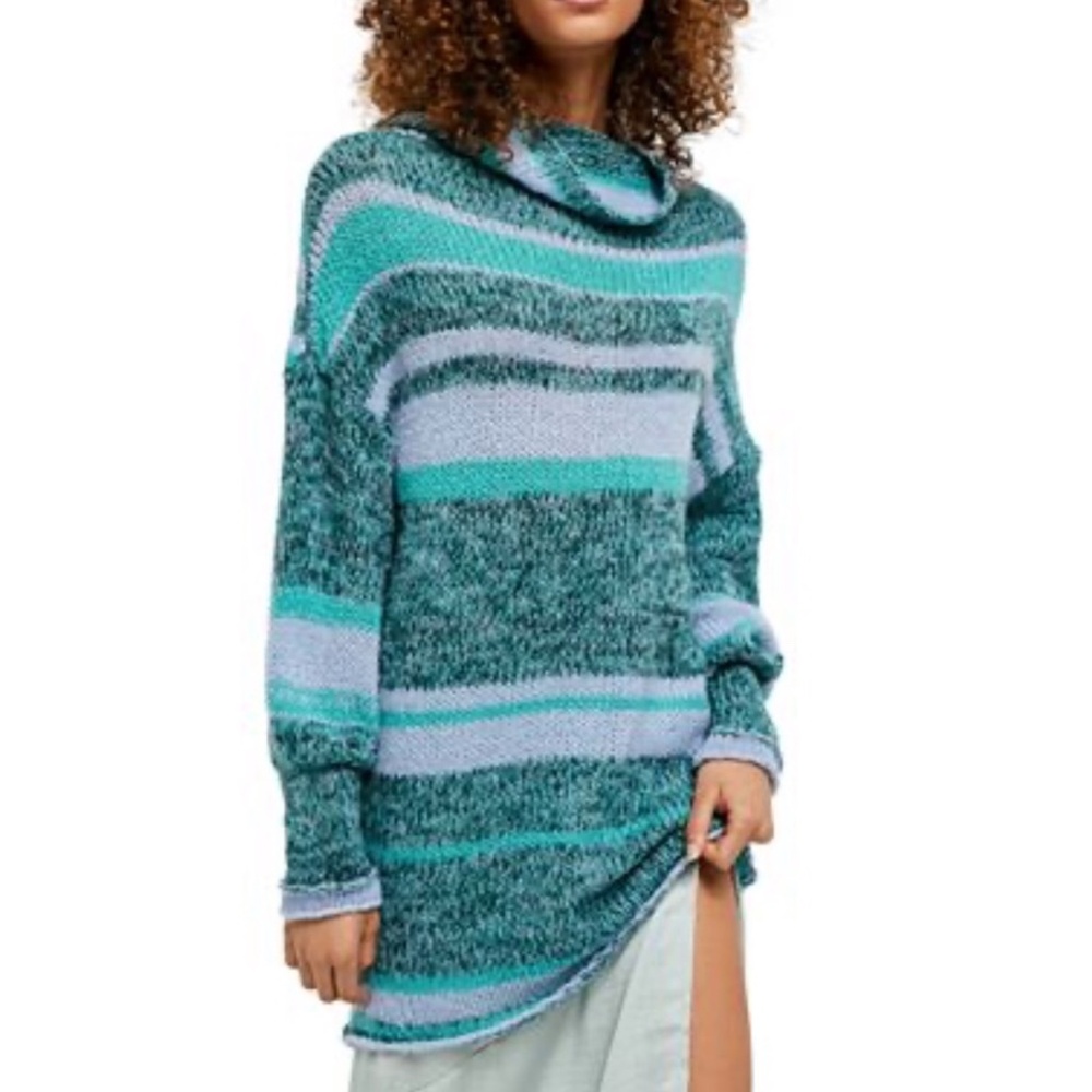 Free People Candy Stripe Tunic Sweater in Waterfalls Combo sz xs NWT - Picture 7 of 9